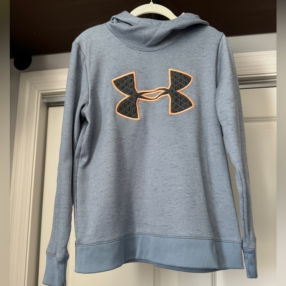Under Armour Grey Size Medium Hooded Sweatshirt